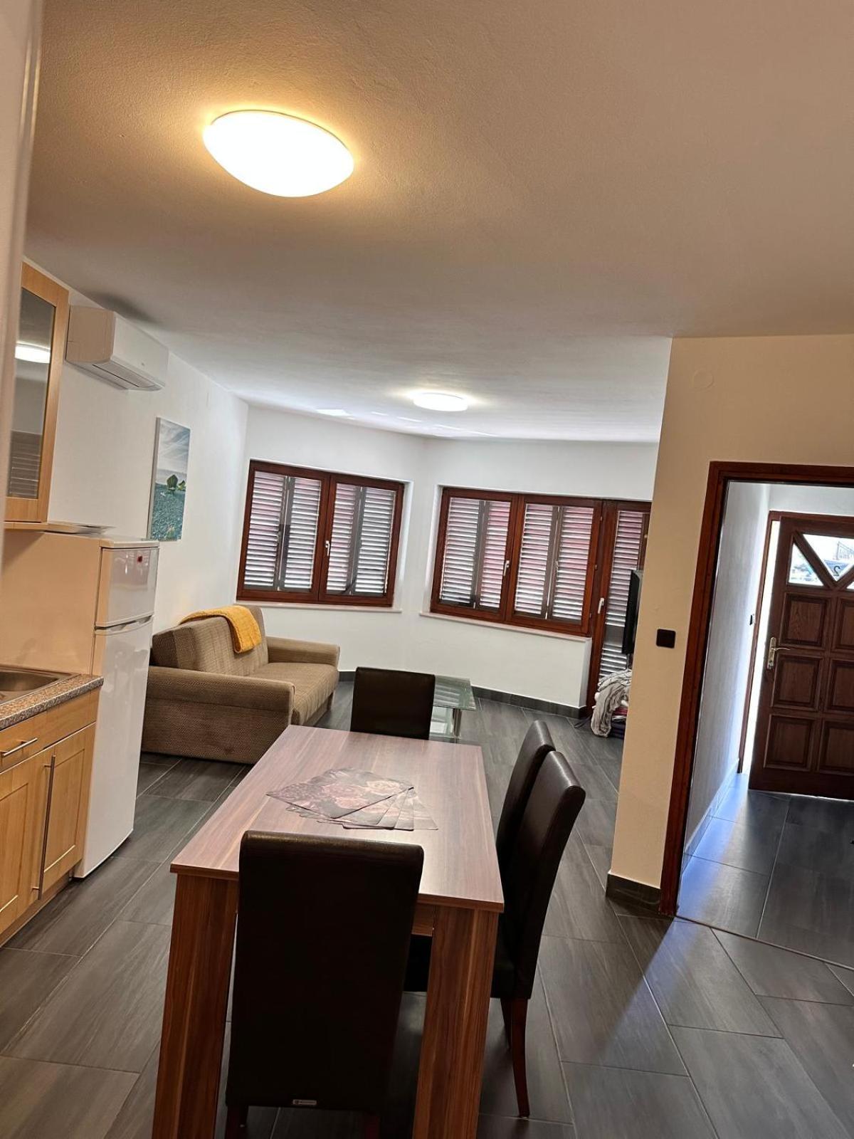 Apartman Nikola Salatic Ngoại thất bức ảnh