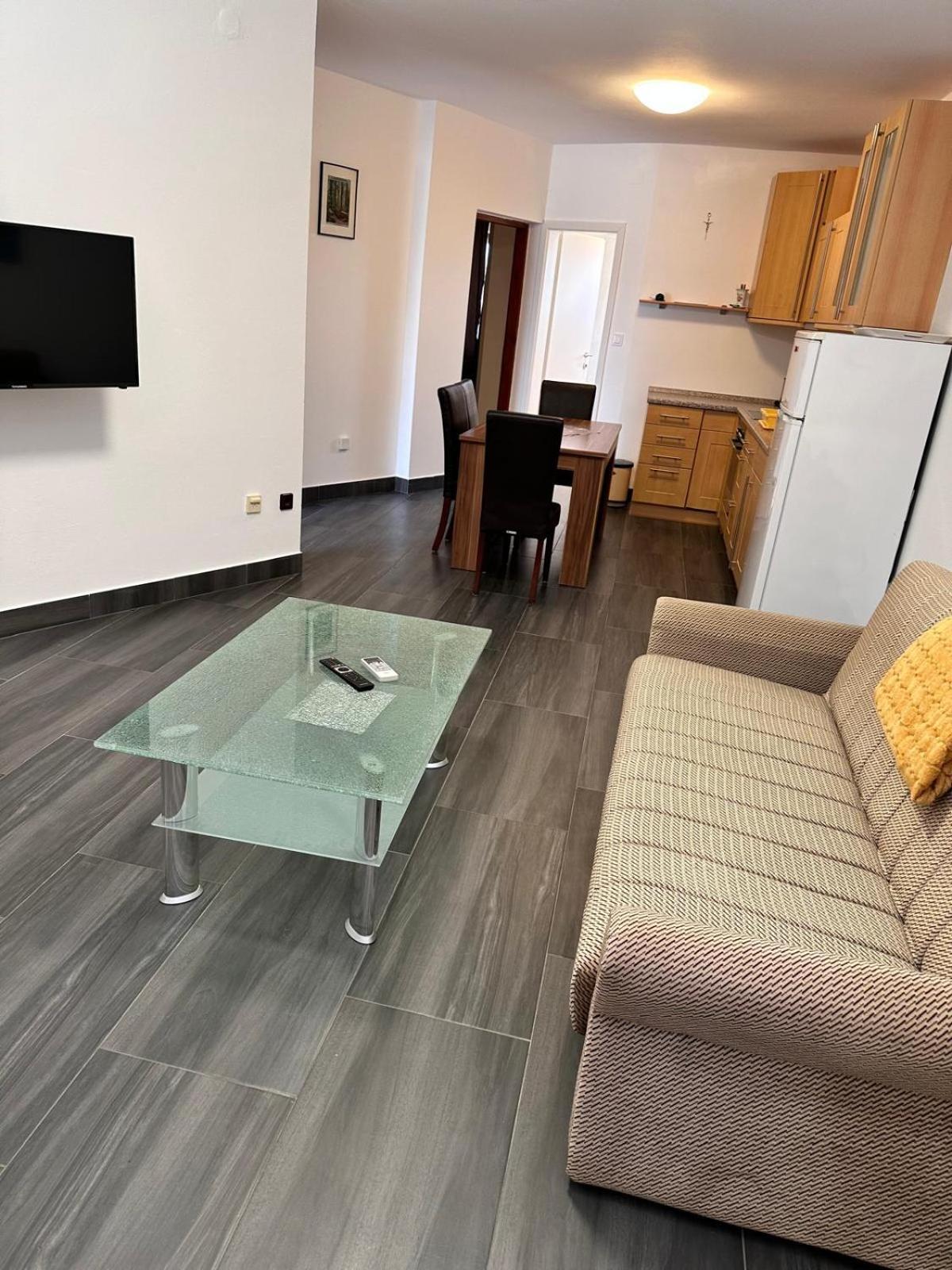 Apartman Nikola Salatic Ngoại thất bức ảnh